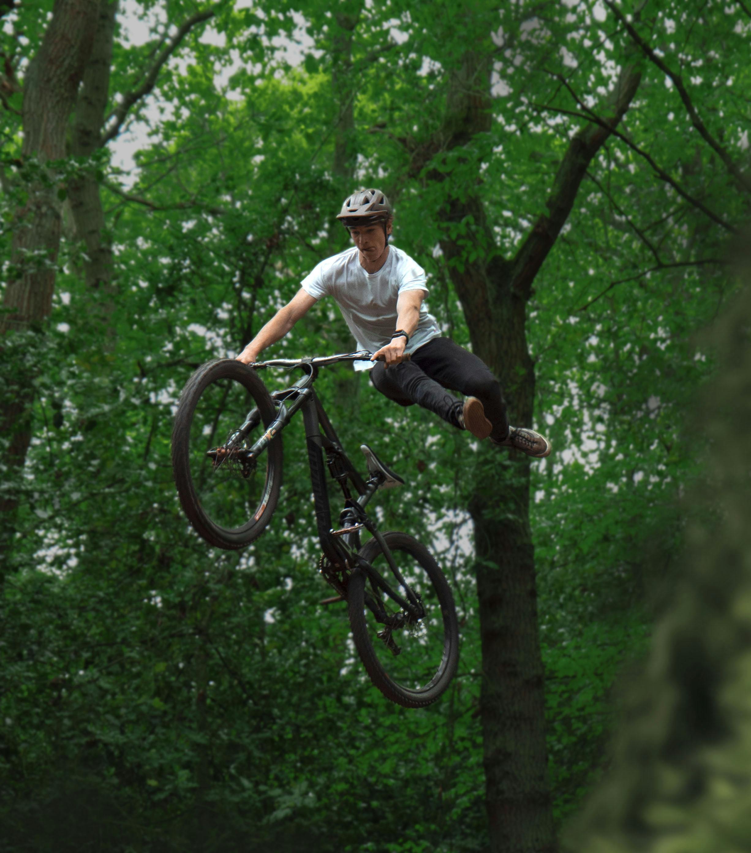 Vélo de montagne OEM personnal - Mountain Biking Europe avis et prix